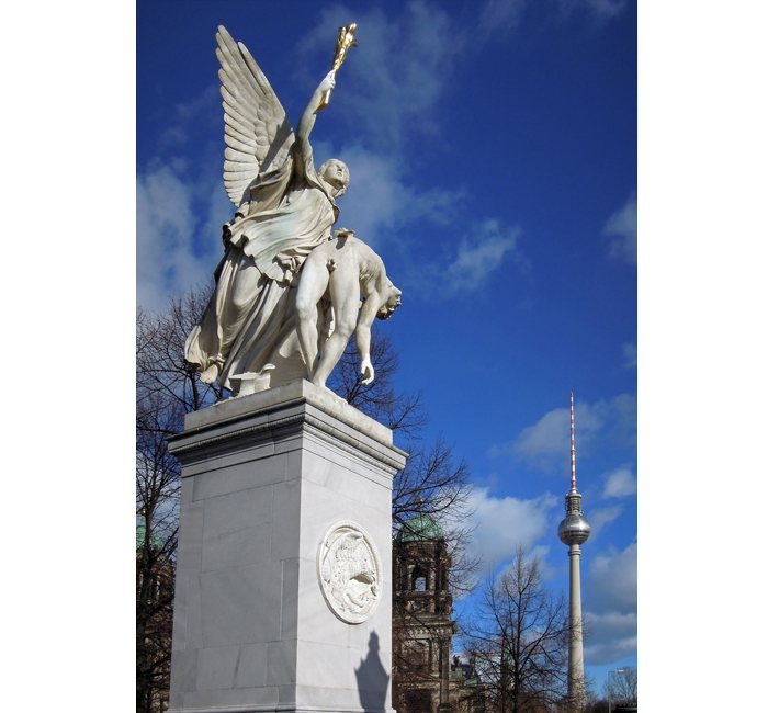 Berlin photo - On Palace Bridge / Schlossbrücke - photo cult berlin