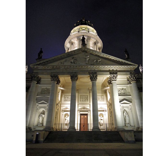Berlin photo - French Church on Gendarmenmarkt at night - photo cult berlin
