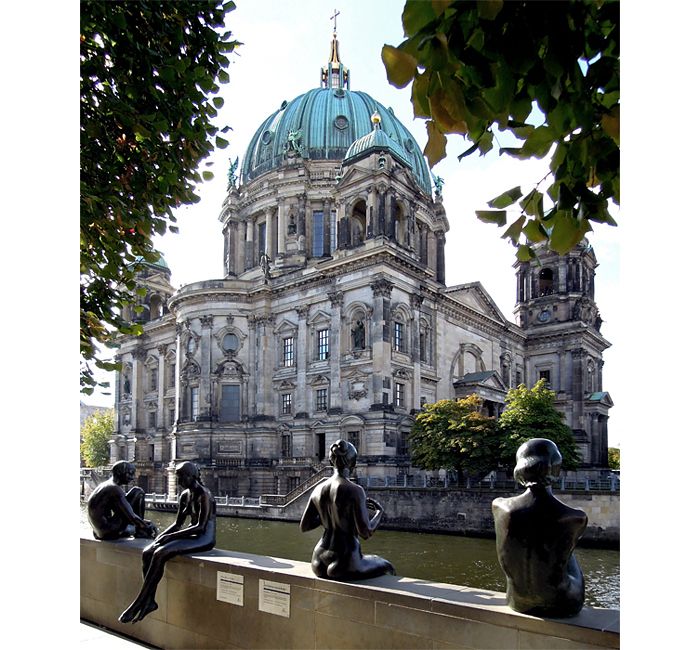 Berlin photo - Berlin Cathedral at the Spree river - photo cult berlin