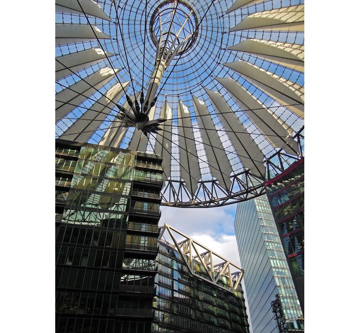 Berlin photo - Sunny sky above the Sony Center - photo cult berlin