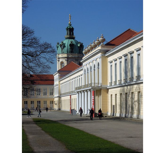 Berlin photo - East wing of the Charlottenburg Palace - photo cult berlin